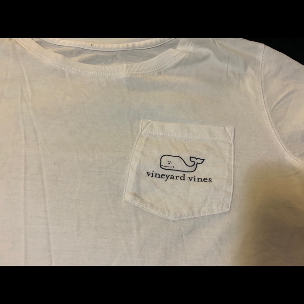 Vineyard Vines t-shirt - Picture 1 of 3